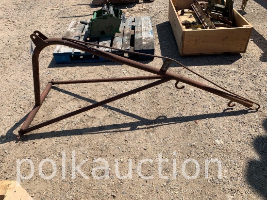 40889-FORD 3 PT. CHERRY PICKER