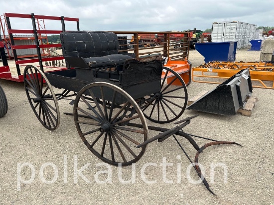 753-HORSE DRAWN ELKHART BUGGY