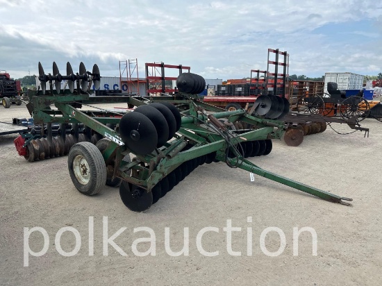 772-OLIVER 253 18' MANUAL FOLD DISC