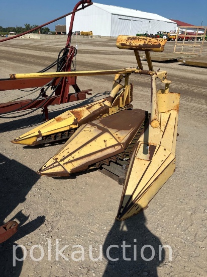 991-NEW HOLLAND 2 ROW 824 CORNHEAD