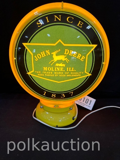 101-JOHN DEER LIGHTED CLOCK
