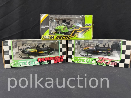 38864-(3) ARCTIC CAT SNOW MOBILES