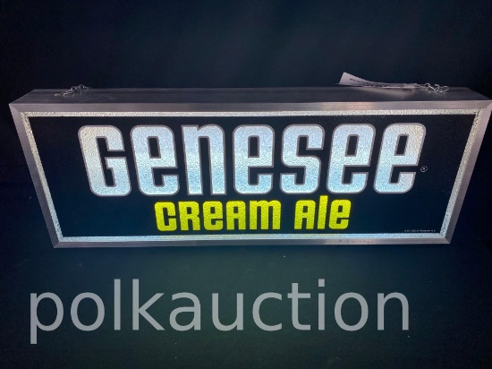 39032-LIGHTED GENESEE CREAM ALE SIGN
