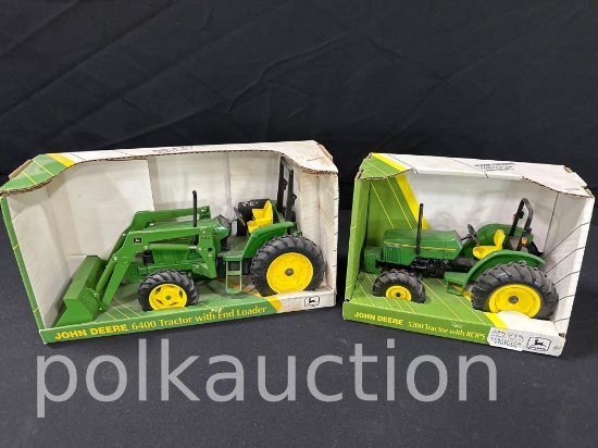 39108-ERTL JOHN DEERE 5200 W/ ROPS & JOHN DEERE 6400 W/ LOADER