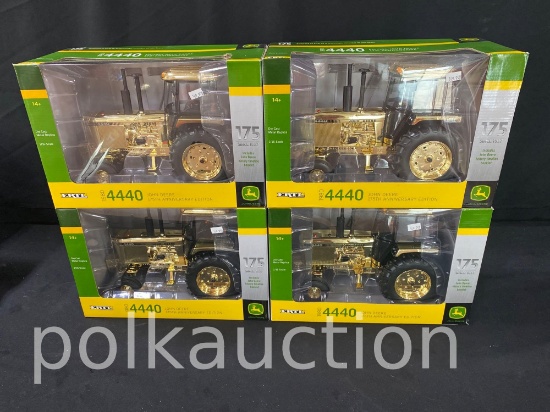 39323-(4) JOHN DEERE 4440 GOLD