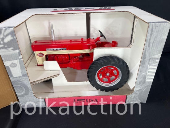 39419-FARMALL 560