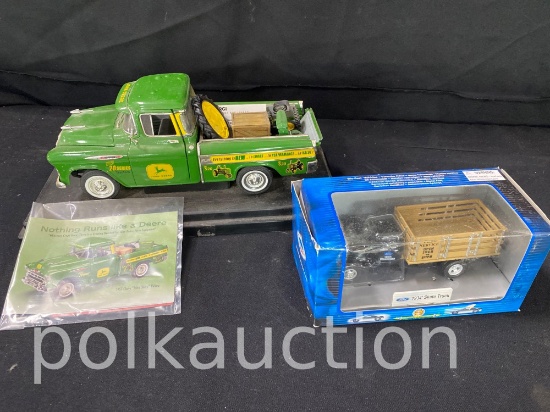 39502-JOHN DEERE MODEL TRUCK & FORD DIE CAST TRUCK
