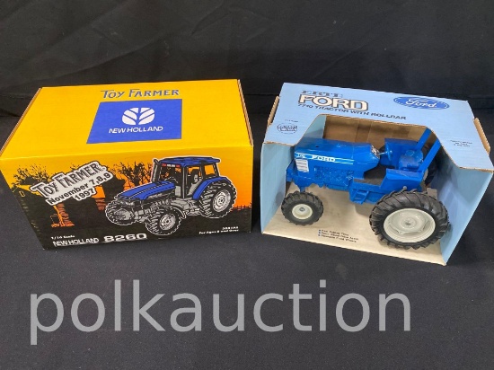 39601-TOY FARMER NEW HOLLAND 8260 & ERTL FORD 7710