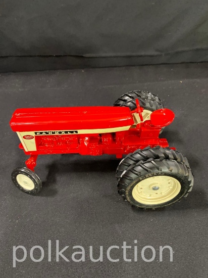 39623-TOY FARMER FARMALL 560 #2