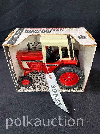 39628-ERTL INTERNATIONAL 1086