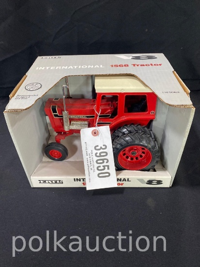 39650-INTERNATIONAL 1568 V8 TRACTOR