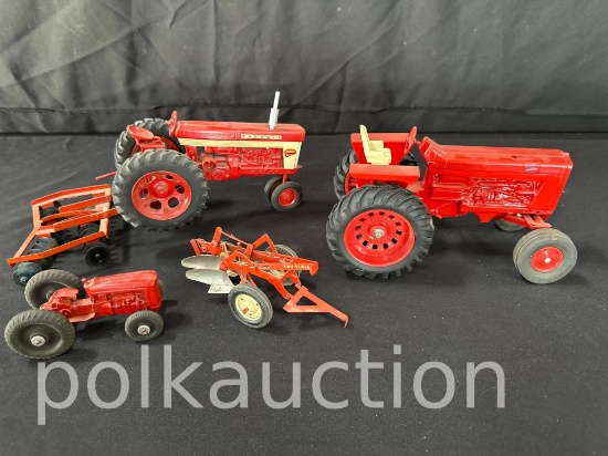 39675-MISC IH TOYS
