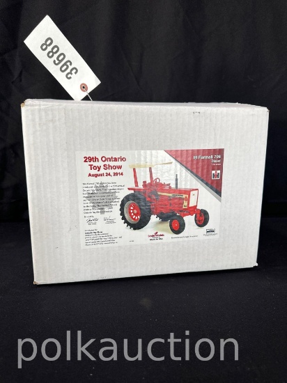 39688-IH FARMALL 706D