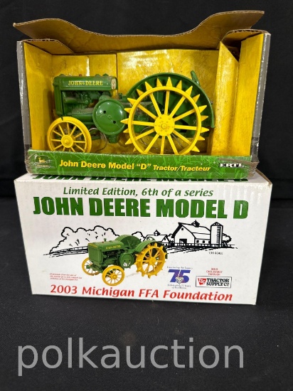39723-(2) JOHN DEERE D