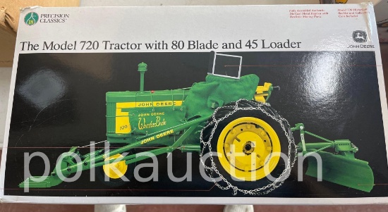 39733-ERTL PRECISION CLASSICS JOHN DEERE 720 W/ 80 BLADE & 45 LOADER