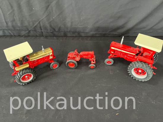 39757-FARMALL 856, CUB & INTERNATIONAL 656 GOLDEN DEMONSTRATOR