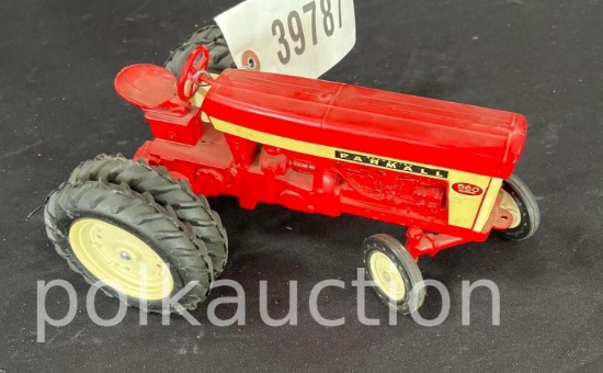 39787-FARMALL 560 #2