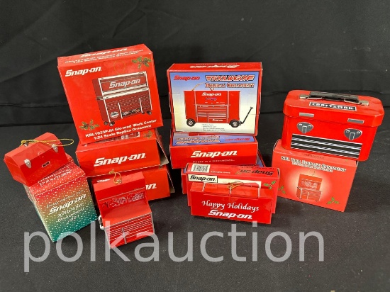39972-SNAP ON CHRISTMAS ORNAMENTS
