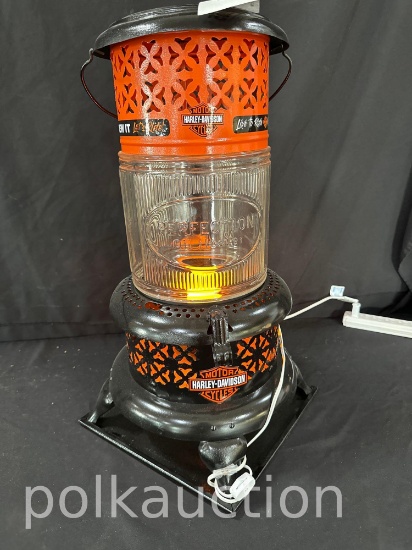 40665-HARLEY DAVIDSON KEROSENE HEATER LIGHTED