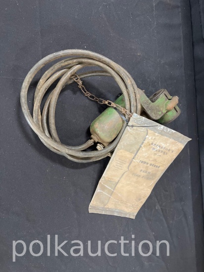 513-JOHN DEERE PTO TIRE PUMP