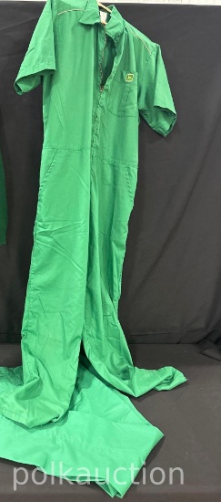 765-JOHN DEERE CLOTHING
