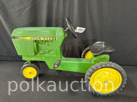 902-JOHN DEERE PEDAL TRACTOR