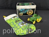 39731-ERTL PRECISION CLASSICS JOHN DEERE WATERLOO BOY, STOCKING, & JOHN DEERE TRACTOR