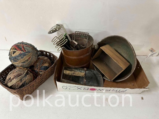 MISC ANTIQUE COLLECTIBLES