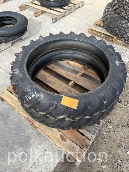 7.2–30 BKT TIRES