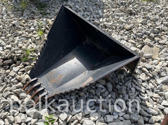 TOMAHAWK TREE SPADE