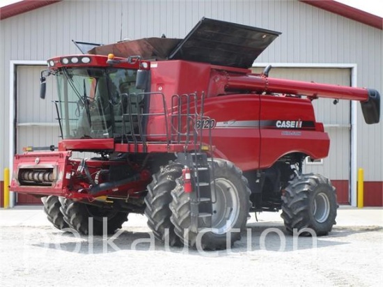 1070-(2012) CASE IH 8120 COMBINE (SN# 4BG213839)