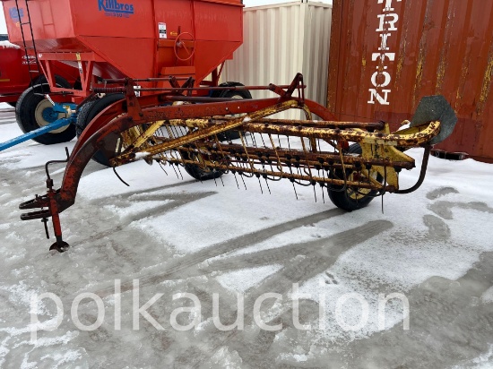 1080-NEW HOLLAND RAKE