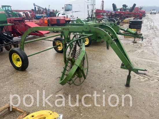 1306-JOHN DEERE 815 HAY RAKE