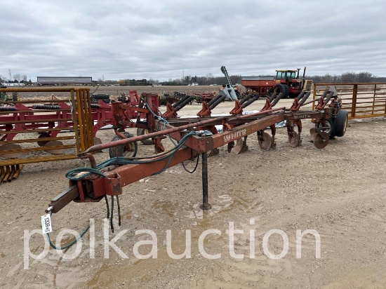 1339-WHITE 549 6 BOTTOM PLOW