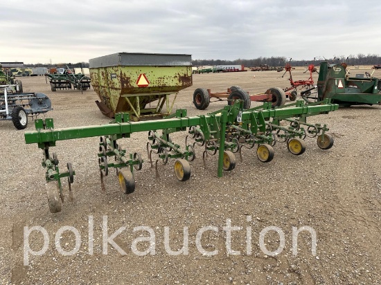 505-JOHN DEERE 6 ROW 30" CULTIVATOR W/SHIELDS