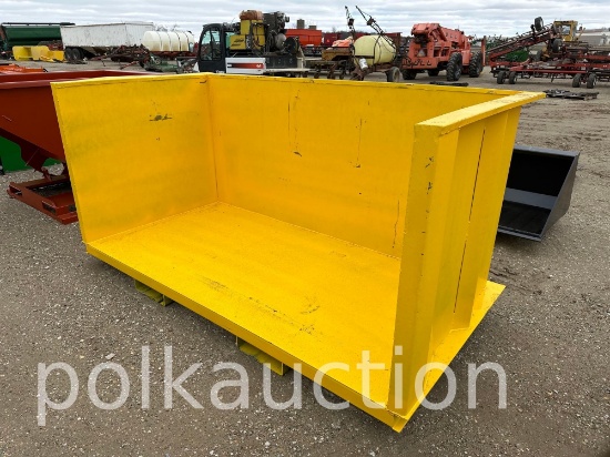 724-4 CY DEBRIS BOX