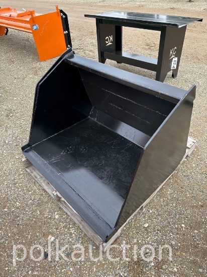 735-MINI UNIVERSAL ATTACH SS 42" LIGHT MATERIAL BUCKET