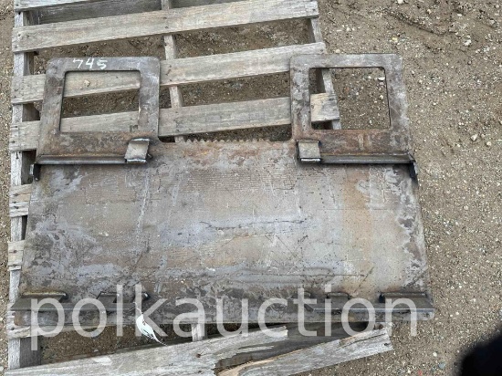 745-SKID STEER FRAME W/ GUARD 5'16"