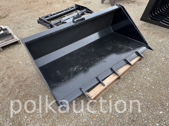748-66" SKID STEER BUCKET W/TEETH