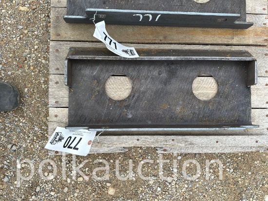 770-MINI UNIVERSAL ATTACH SKID STEER FRAME 1/4" TORO/DINGO STYLE