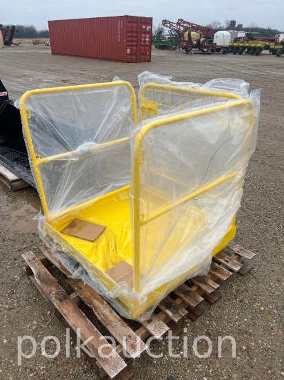 895-NEW PALLET FORK MOUNT SAFETY BASKET