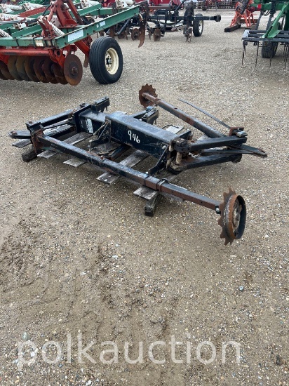946-YETTER FLAT FOLD MARKS FOR 15" JOHN DEERE NO TILL DRILL