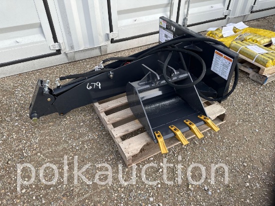 679-SKID STEER DIGGER BACKHOE