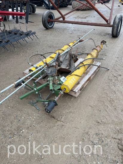 977-SET OF ROLL-A-CONE AND (2) CORN HEAD STOMPERS