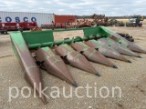818-JOHN DEERE 643 CORN HEAD