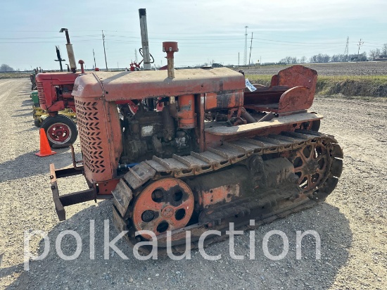 3327-CLETRAC AG CRAWLER (SN# 2X1086)