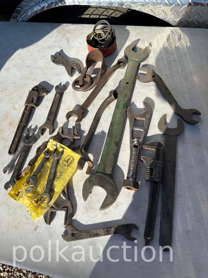 MANY VINTAGE WRENCHES, ETC