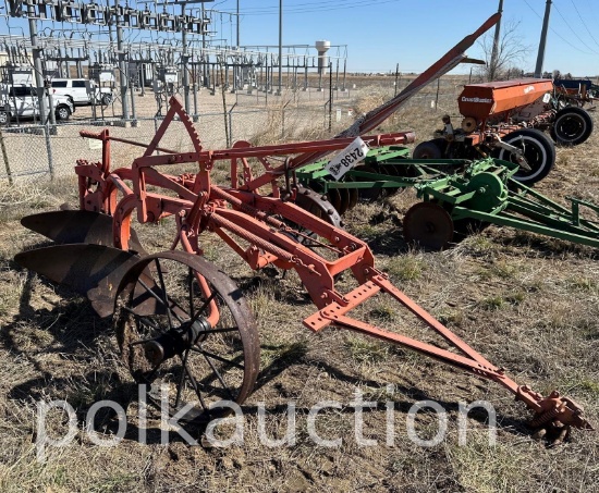 ALLIS CHALMERS 2 BTM PLOW  **NO SHIPPING AVAILABLE**