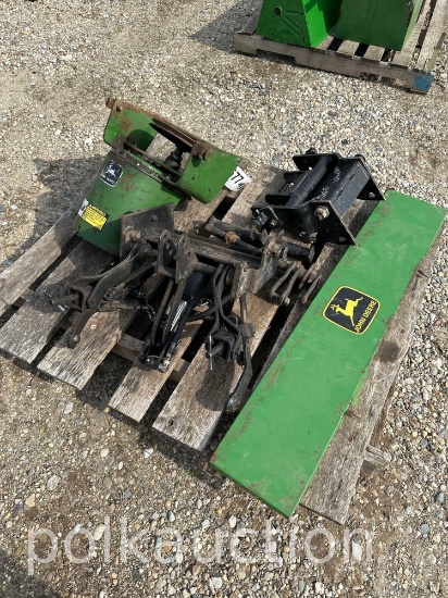 5577-JOHN DEERE L&G PARTS - HITCH, PTO, ETC