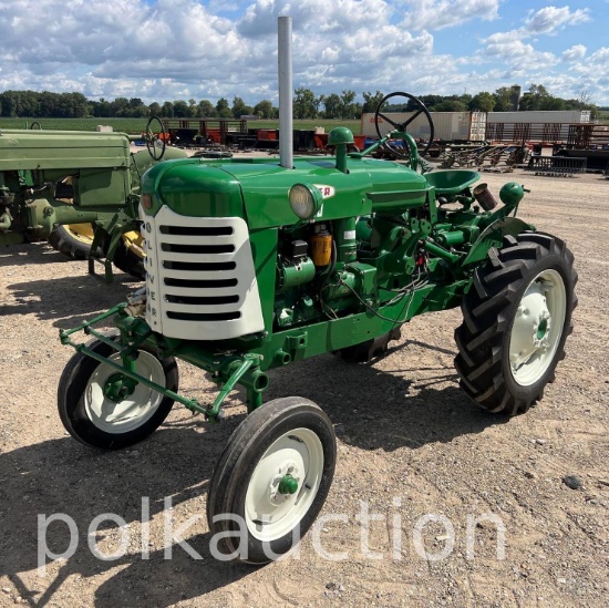 6604-OLIVER 440 (NO TAG)
